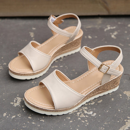 Kaarina | Modern and Versatile general Sandals