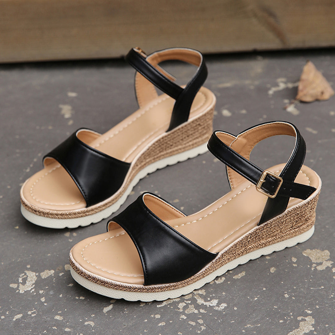 Kaarina | Modern and Versatile general Sandals