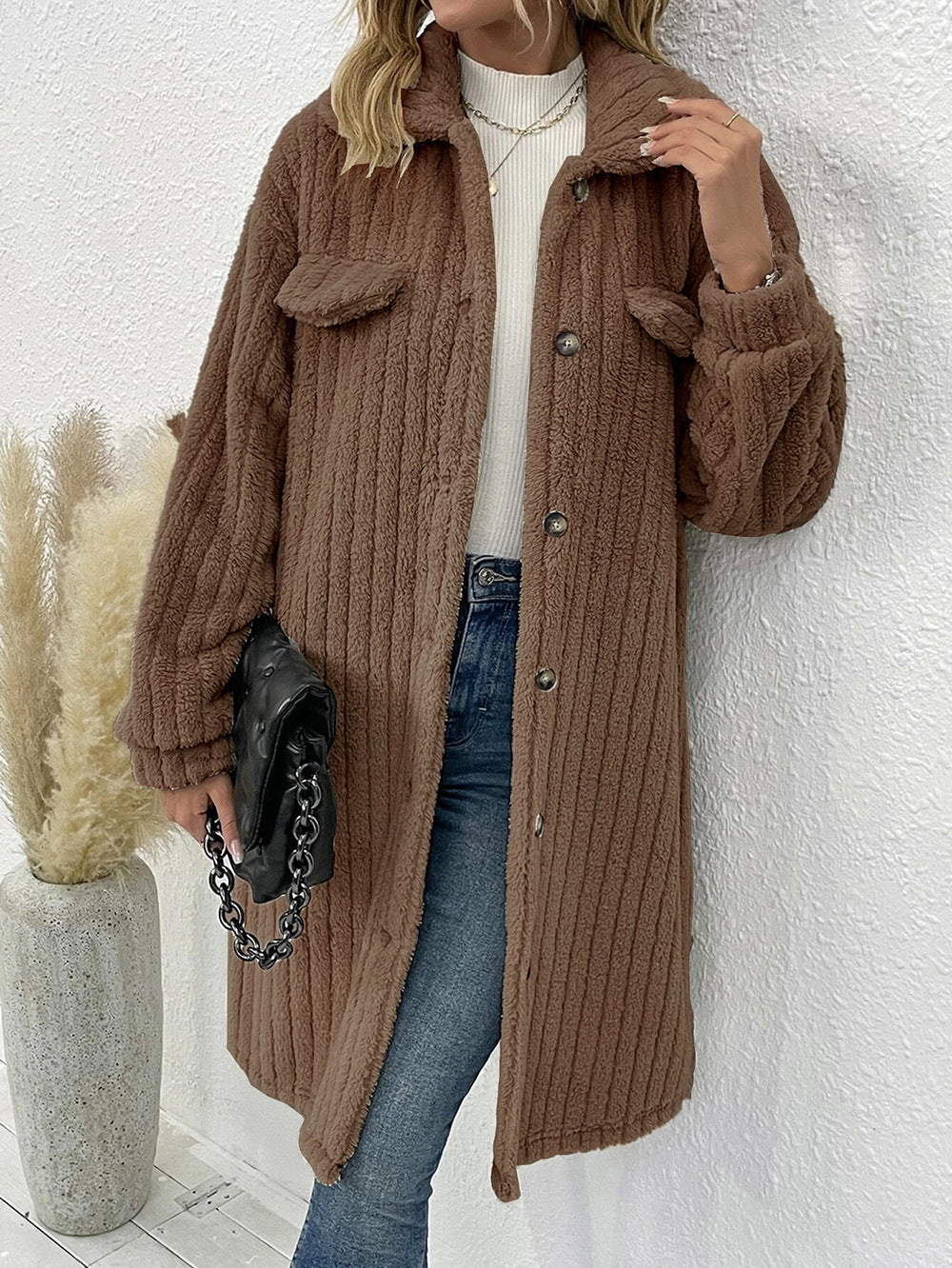 Aarushi | Relaxed and Stylish Coat