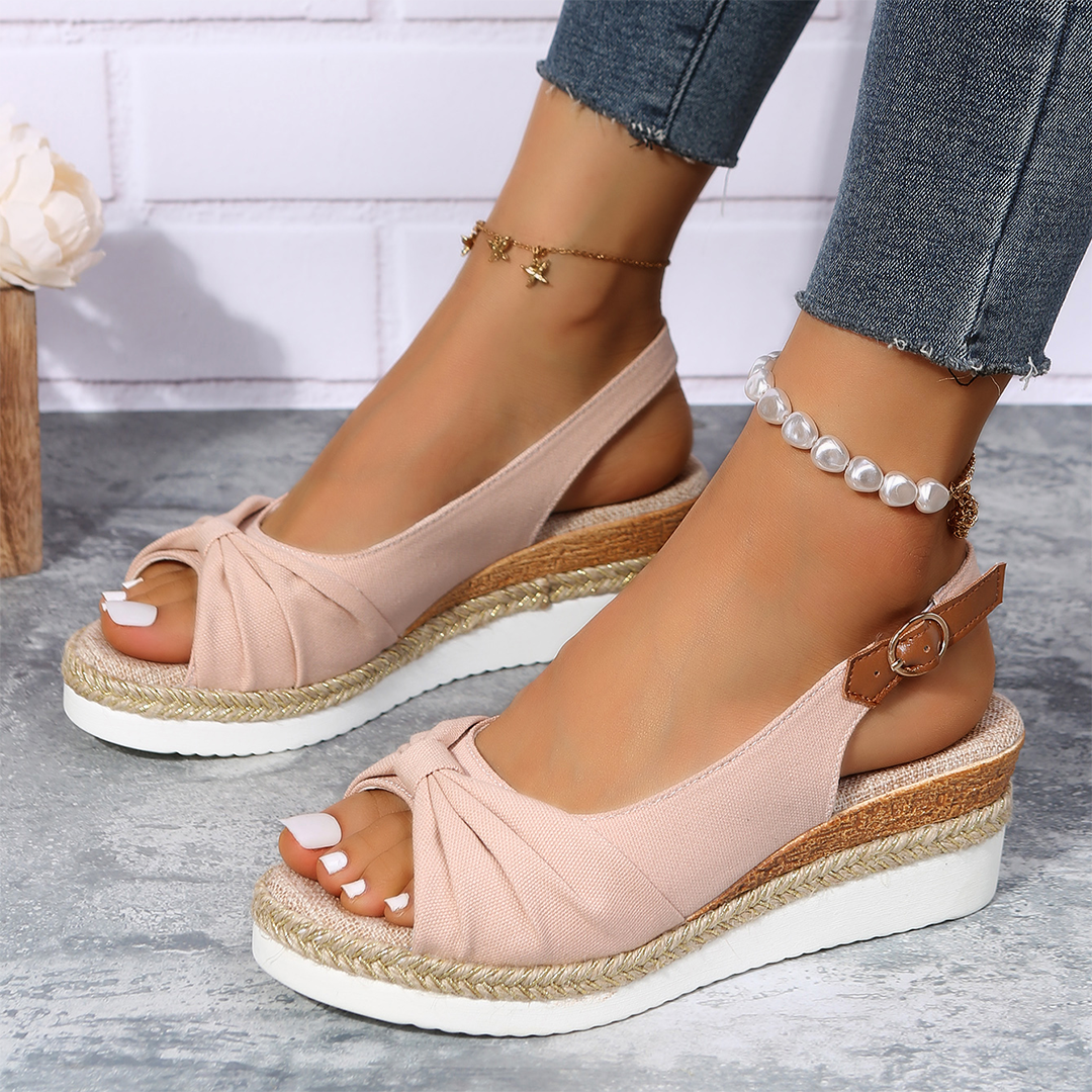 Kiara | Chic and Versatile general Sandals