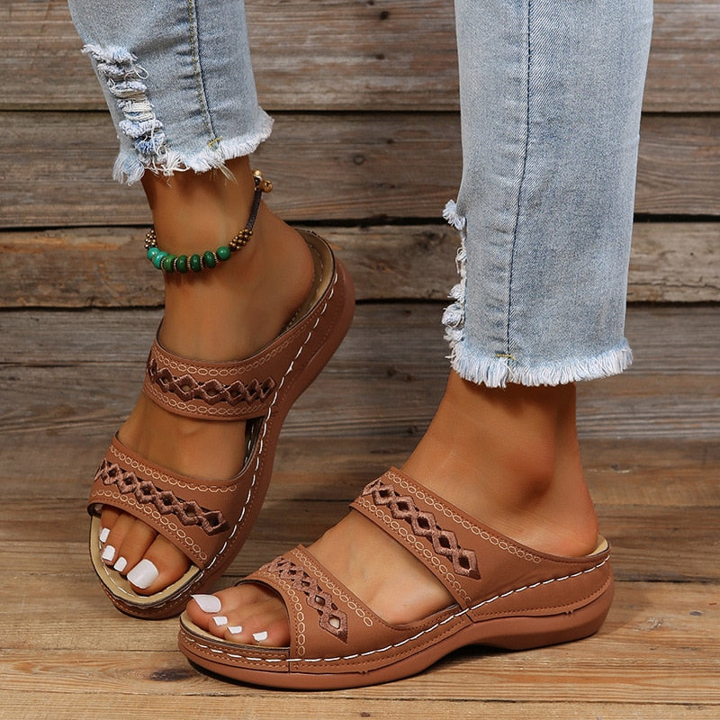 Blodwyn | Classic and Comfortable general Sandals