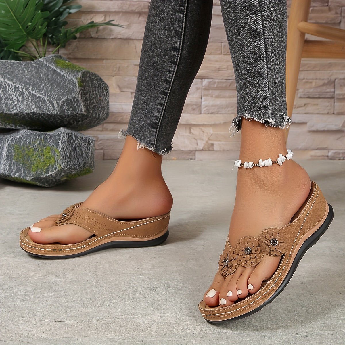 Mella | Classic and Comfortable general Sandals