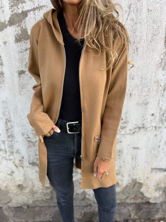 June | Fashionable and Minimalist winter Coat